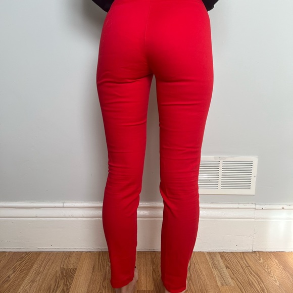 H&M red pants in size 6 or Europe 36. Comfortable and flexible. - Picture 1 of 3